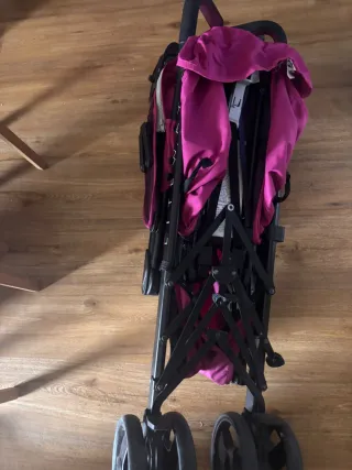 Carro de bebé Chicco rosa y morado