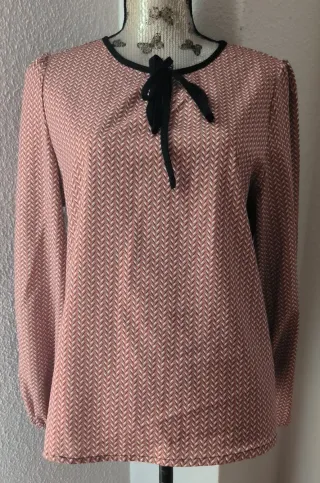 Blusa estampado Chevrón Shein