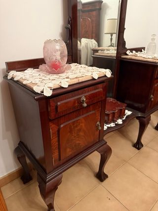 Dormitorio completo madera oscura