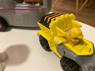 Lote Patrulla Canina: Vehículos y Figuras