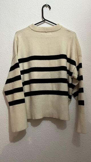 Jersey rayas blanco y negro del Bershka nuevo.