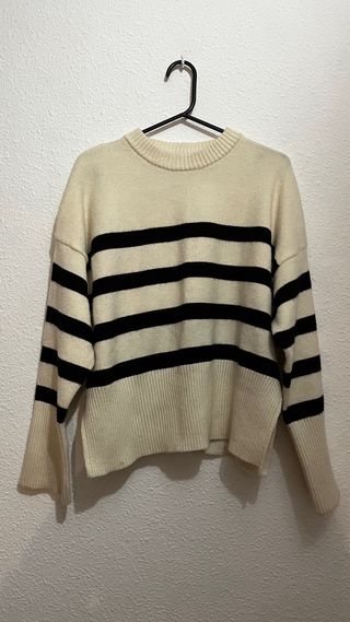 Jersey rayas blanco y negro del Bershka nuevo.