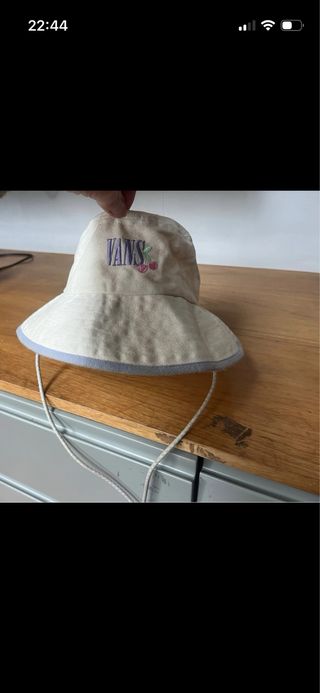 Sombrero Bucket Hat Vans Cherry