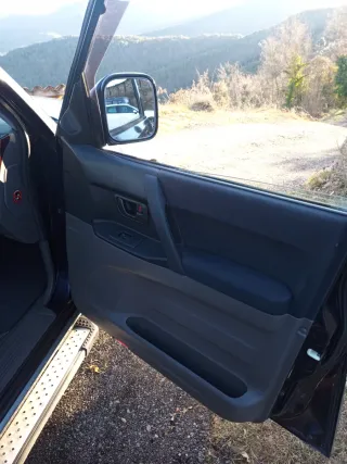 Mitsubishi Montero 2002