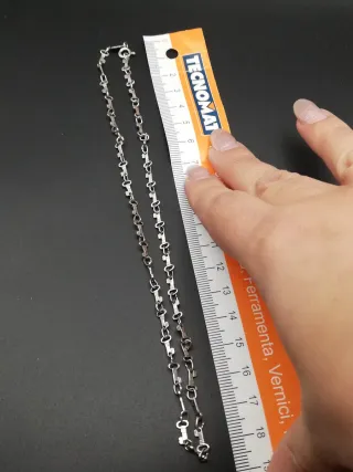 Collana con ciondoli a forma di chiave