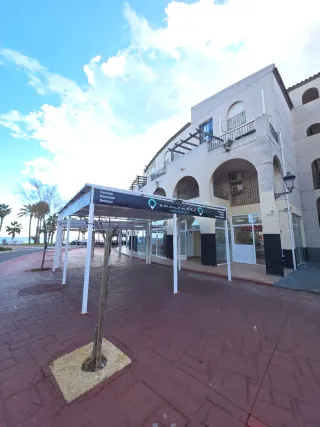 Alquiler bar / cafeteria