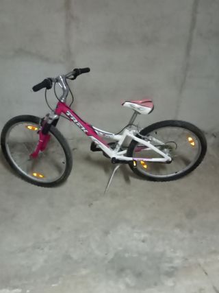 Bicicleta Niña Trek 220