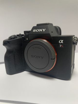 Camara Sony A7RV - Solo (25 disparos)
