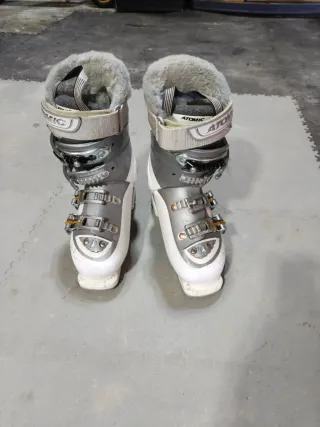 Scarponi sci Atomic donna/bambino