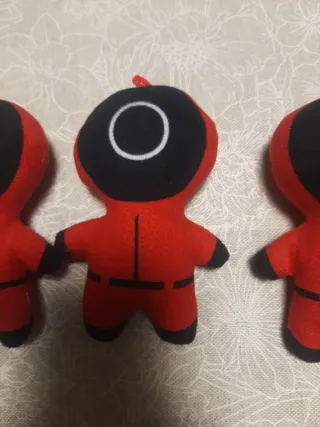 3 Personaggi Peluche Squid Game