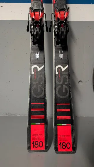 Esquís Nordica Dobermann