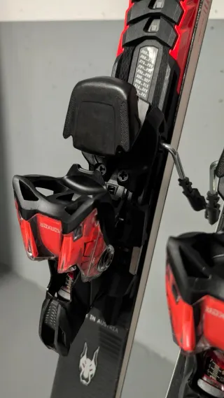 Esquís Nordica Dobermann