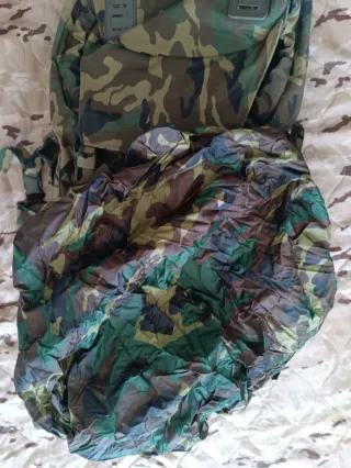 Mochila Altus 100 l (militar camuflaje color)