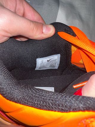 Nike Lebron Witness IX Naranja/Negro