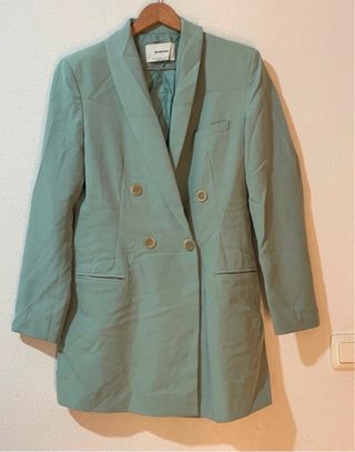 Traje chaqueta y pantalón Stradivarius verde