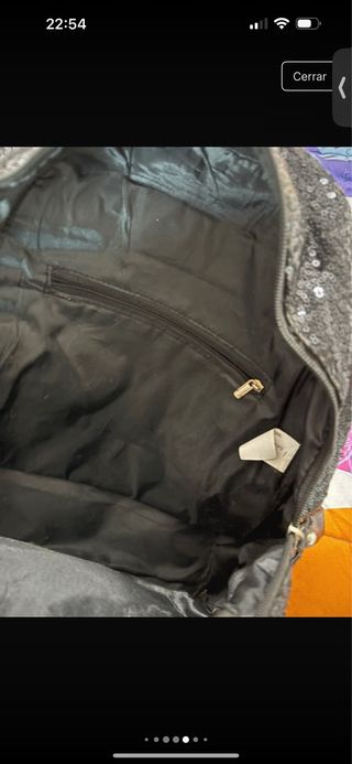 Mochila lentejuelas negra con parches