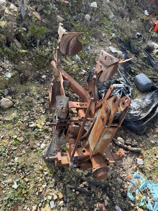 Arado de 2 vertederas