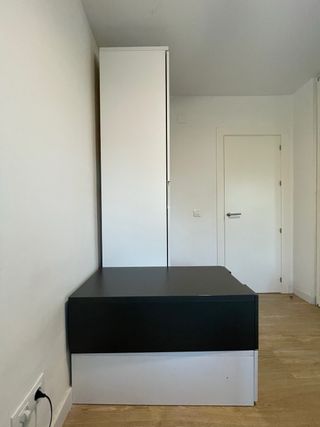 Armario Rimobel blanco y negro con  cajón inferior