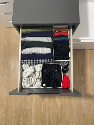 Armario Rimobel blanco y negro con  cajón inferior