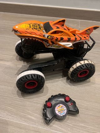 Coche RC Hot Wheels Monster Truck Tiburón