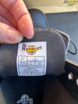 Botas Dr. Martens negras plataforma