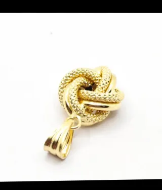 Colgante nudo oro 18k