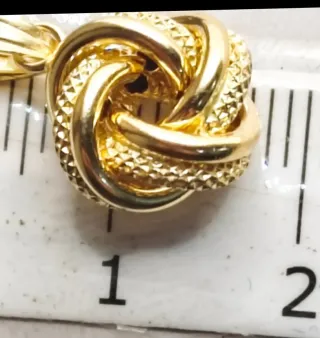 Colgante nudo oro 18k