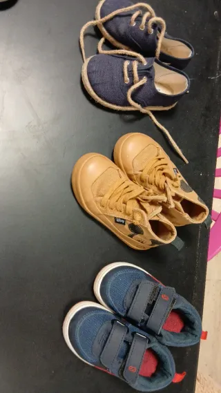 Lote 3 pares zapatos infantiles