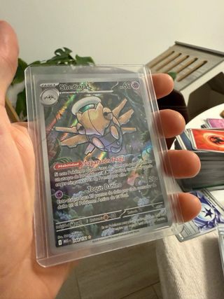 Shedinja 144/132 - Megaevolución -Ilustration Rare