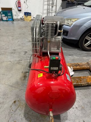 Compresor MPC 5,5HP 4KW Trifásico