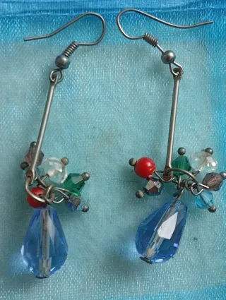 Pendientes hippies de plata con piedras de colores