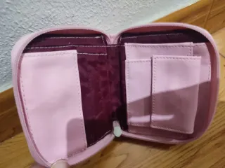 Lote Hello Kitty: Monedero, cartera bolsa y Vaso