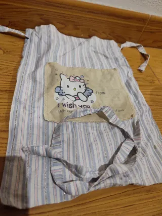 Lote Hello Kitty: Monedero, cartera bolsa y Vaso