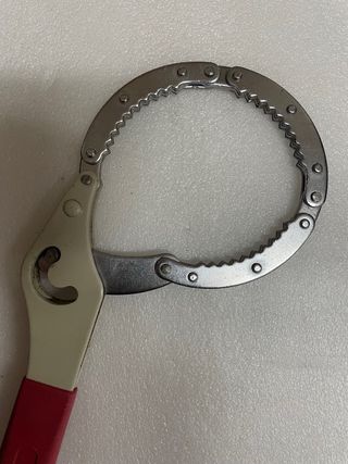 Llave de cadena multiusos