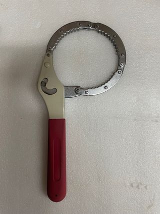 Llave de cadena multiusos