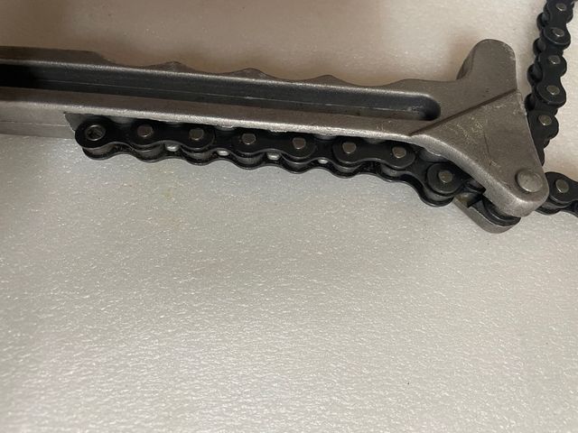 Llave de cadena multiusos