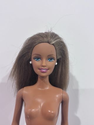 Muñeca Barbie Cali Girl 2004