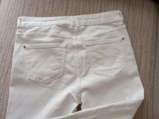 Pantalón vaquero tobillero Cortefiel