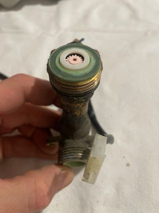 Cuerpo Agua Caldera Roca V2