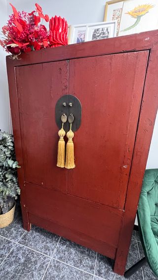 Mueble Chino Rojo Madera y Metal