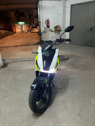 Felo FW-06 Scooter Eléctrica