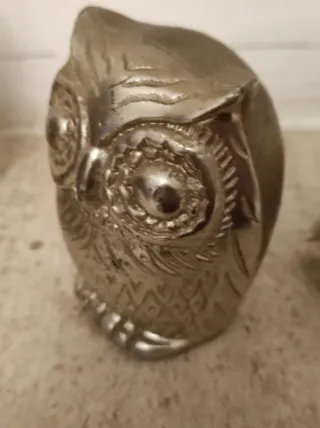 Cinco figuras búhos de colección son cinco