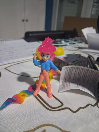 Muñeca Kinder Sorpresa