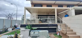 Cerramientos de cristal y techos móviles