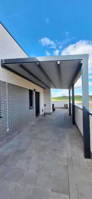 Cerramientos de cristal y techos móviles