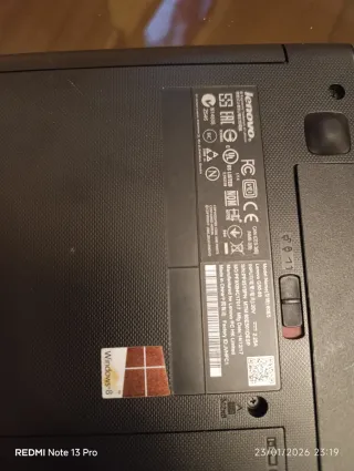 Lenovo 80ES Portátil Negro