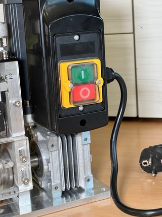 CREWORKS Máquina de Pelacable Electrica 180W