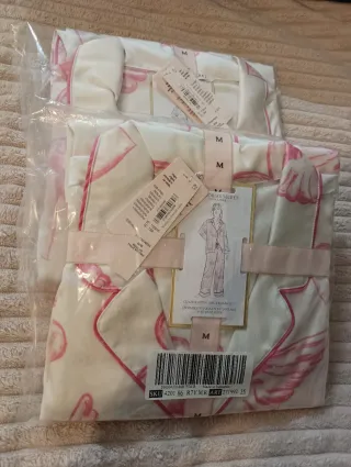 Pijama Victoria's Secret M/Largo Rosa y Blanco