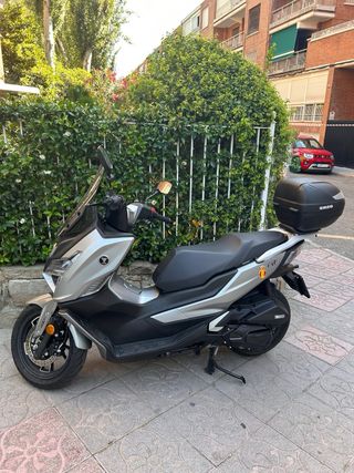 VOGE SR1 125 Scooter