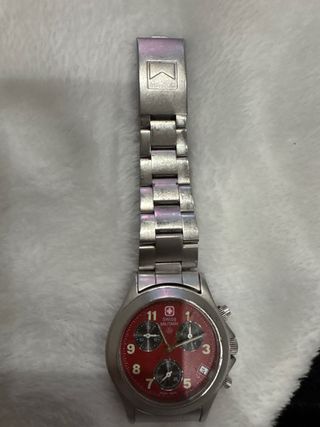 Reloj Swiss Military Rojo y Plateado